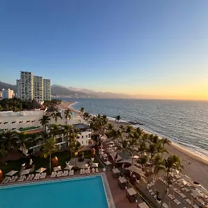 Icon Vallarta, Puerto Vallarta